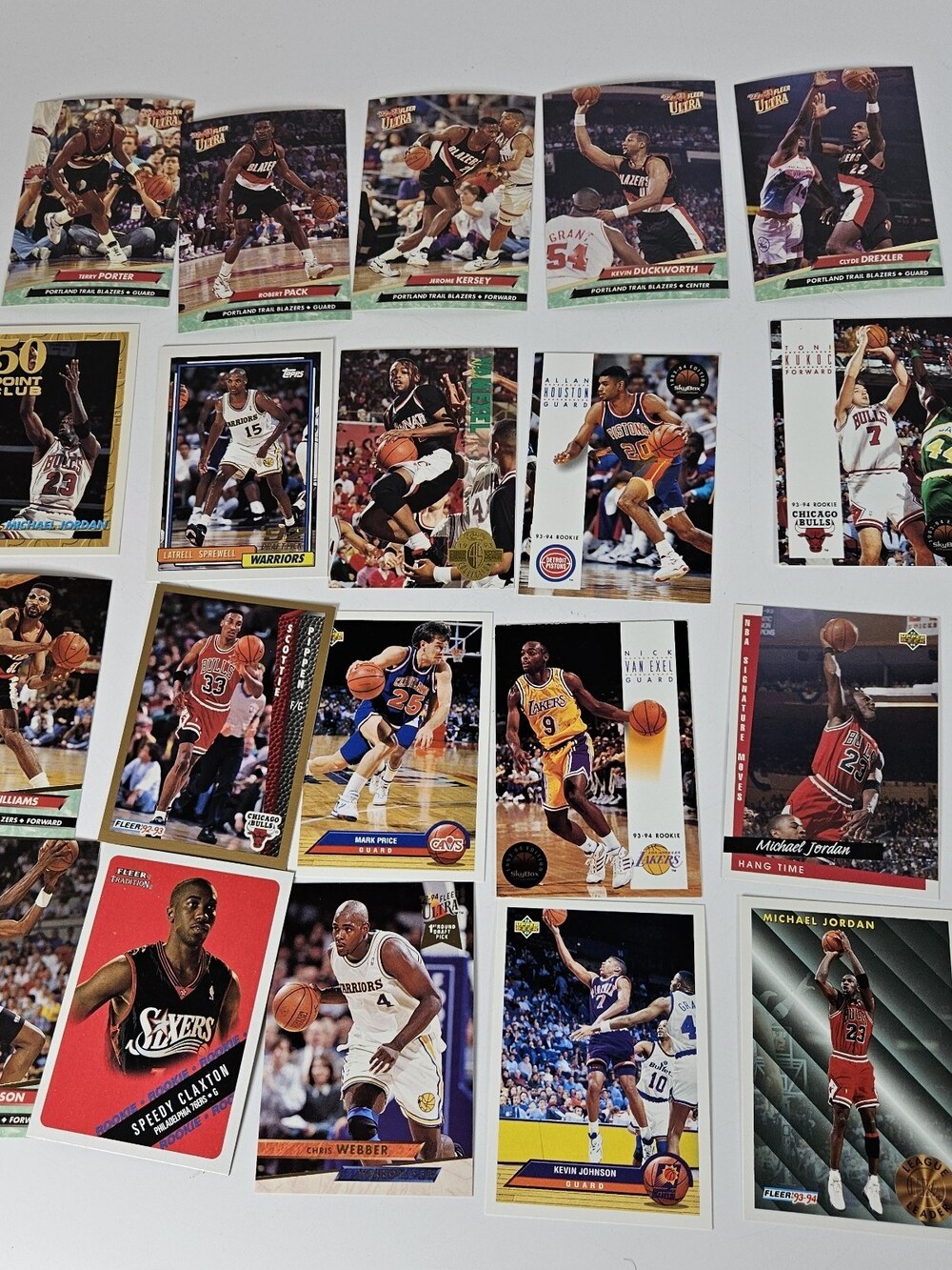 Lot Of 300 Basketball Cards No Duplicates 90s NBA Hoops Fleer Ultra Topps VTG